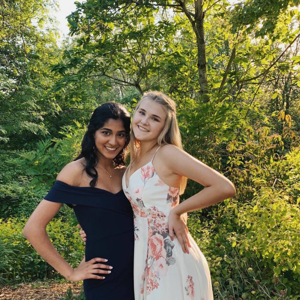 Meet your Posher, Charlotte